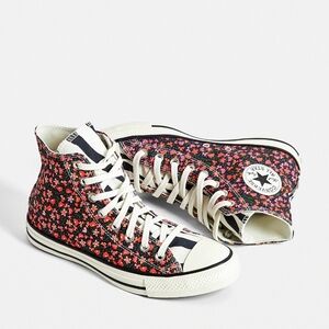 Converse Chuck Taylor Twisted Summer Hightop 7